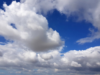 Obraz premium Cielo e nuvole