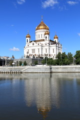 Fototapeta na wymiar The Cathedral of Christ the Savior in Moscow