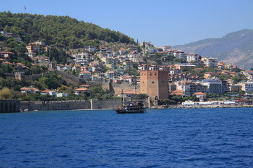 Fototapeta na wymiar city of Alanya sea view of the red tower