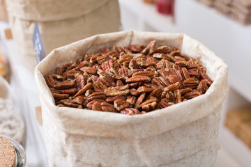 Illustration of bag with pecan