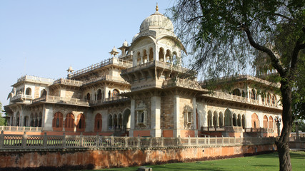 Fototapeta na wymiar Albert Hall ahora Museo Central en Jaipur. India