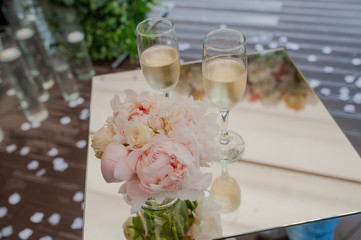 wedding rings  and flowers