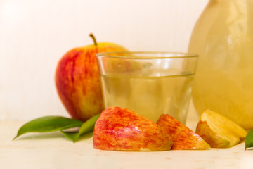 preparation of healthy organic apple cider vinegar