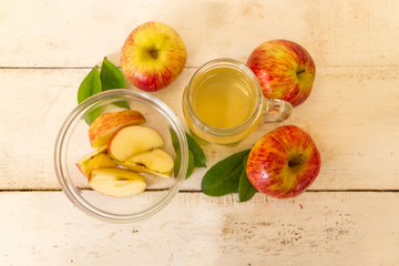 preparation of healthy organic apple cider vinegar