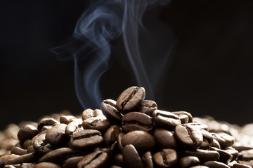 コーヒー豆の焙煎 - obrazy, fototapety, plakaty