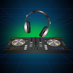illustration of DJ console © adrenalinapura