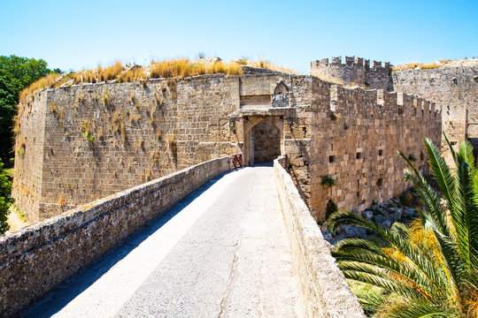 The medieval Gate Ampuaz in Rhodes Town, historic fortification, Rhodes Island, Mediterranean Sea, Greece