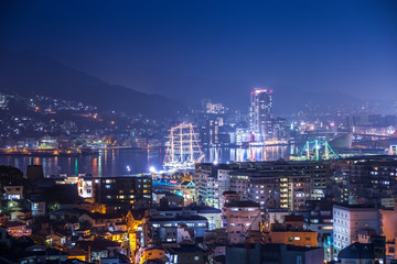 Fototapeta premium Nocny widok na Nagasaki