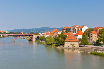 Fototapeta na wymiar Maribor city embankment