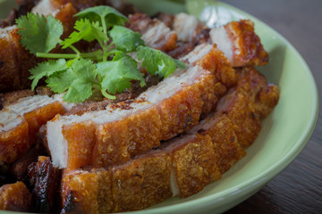 food, meal, meat, dinner, plate, vegetable, dish, salad, lunch, pork, cuisine, chicken, healthy, grilled, fried, fish, delicious, gourmet, tomato, fresh, breakfast, lettuce, pepper, green, bread