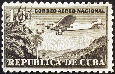 Vintage air mail postage stamp of Cuba