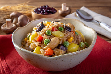 Fried rice grains and vegetables (healthy food)