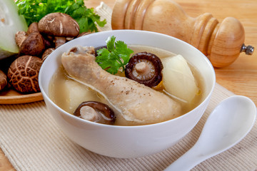 Winter melon soup with chicken and mushroom