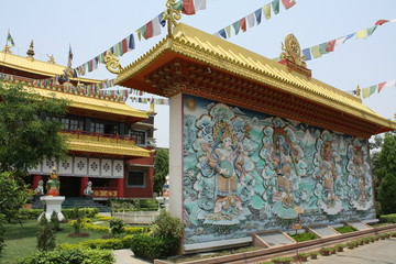 Monasterio Tibetano Kagyu en Sarnath, India