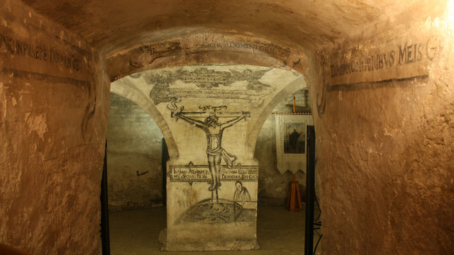 Cripta de la Iglesia de San Casimiro en Vilnius, Lituania