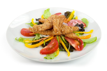 insalata di stracotti di pollo impanati e nocciole