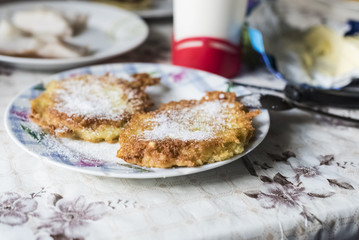 potato pancakes with sugar