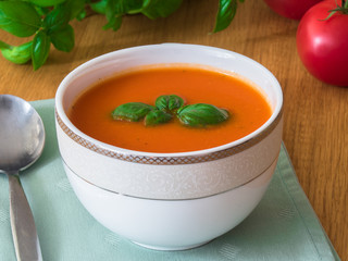 Homemade Vegan Cream of Tomato Soup