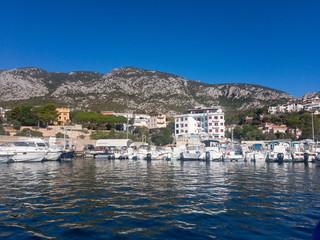Fototapeta na wymiar Cala Gonone and many rental boats