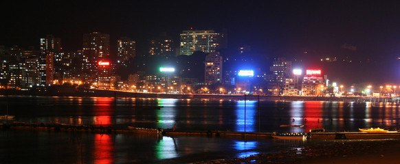 Fototapeta na wymiar Marine Drive, Mumbai, India
