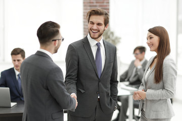 Businesswoman introduce businessman for working at office