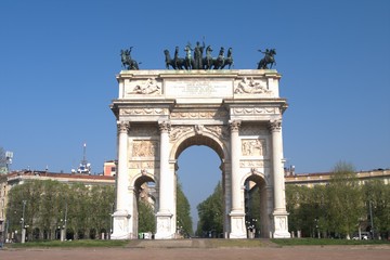 Fototapeta na wymiar Italy,Milan,Arco della Pace,arch,monument,tourism,city,view,architecture