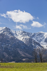 Fototapeta na wymiar mountains snow tops 