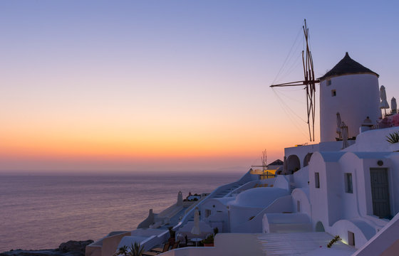 The famous sunset at Santorini in Oia village