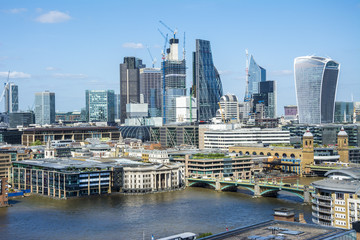 Fototapeta na wymiar panoramischer anblick city of london