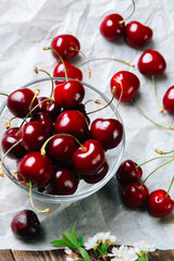 Obraz na płótnie Canvas Fresh, beautiful cherries on the table.