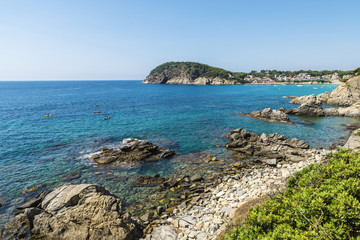 Fototapeta na wymiar Cliffs in the Costa Brava, Girona, Catalonia, Spain