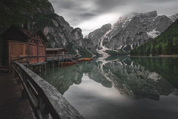 Fototapeta premium Lago di Braies, Italy