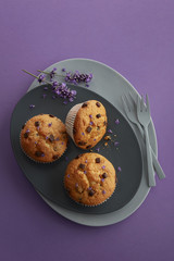 Muffins / Muffins mit Schokolade und Lavendel 