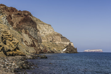 Fototapeta na wymiar Rocky shores of the Mediterranean sea