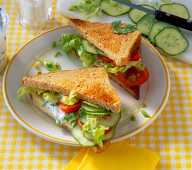 Sandwich mit Salat Frischkäse