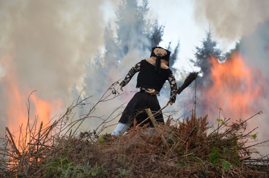 Maifeuer - Hexenfeuer - Hexe brennt - Hexenbrennen 