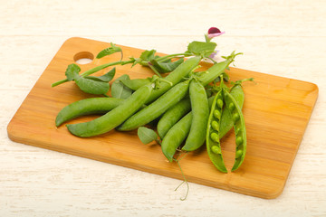 Ripe green peas