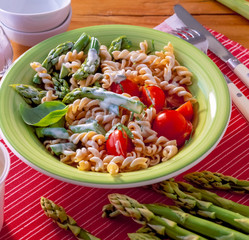 Nudelsalat mit Spargel