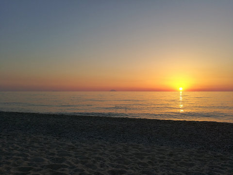 Strand in Kalabrien mit Sonnenuntergang © 2199_de