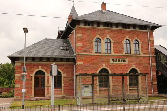 Der Bahnhof von Friedland mit Museum