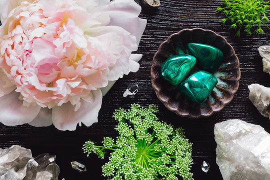 Malachite and Quartz with Peony and Queen Anne's Lace