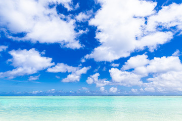 Fototapeta premium Obraz lato Morze / plaża / błękitne niebo