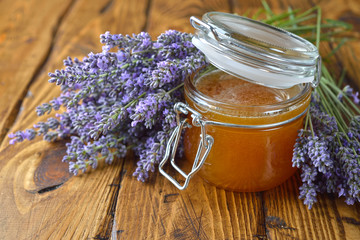 Obraz na płótnie Canvas Lavender honey