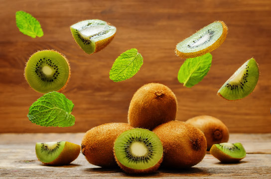 Flying Kiwi with mint leaves
