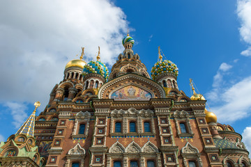 Fototapeta premium St Petersburg, Russia - Cathedral of Our Savior on Spilled Blood - closeup of domes and architecture details