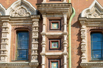 Fototapeta premium St Petersburg, Russia - Cathedral of Our Savior on Spilled Blood - closeup of domes and architecture details
