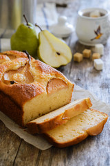 cake with pears
