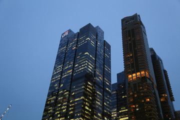 Obraz premium Skyscraper at night I