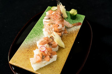 海鮮　押し寿司