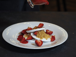 A Cake meringue
